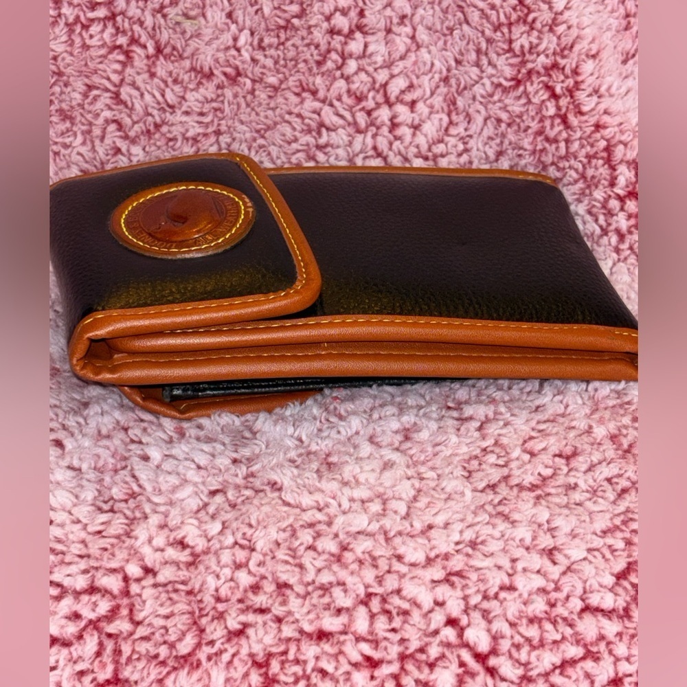 Vintage New Dooney & Bourke Pebble Grain Leather Crossbody Wallet Organizer​​ - Picture 6 of 12